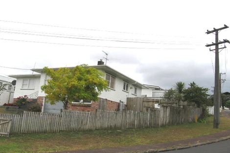 Photo of property in 1/13 Trinidad Road, Sunnynook, Auckland, 0620