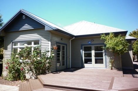 Photo of property in 100 Innes Road, St Albans, Christchurch, 8052