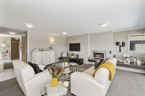 Photo of property in 78 Seaview Road, Paraparaumu Beach, Paraparaumu, 5032