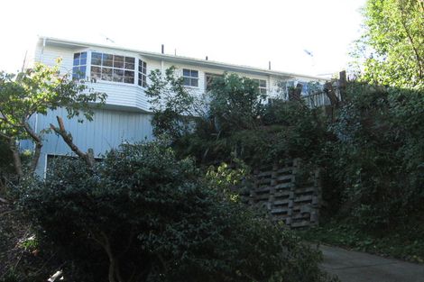 Photo of property in 12 Goddard Grove, Churton Park, Wellington, 6037
