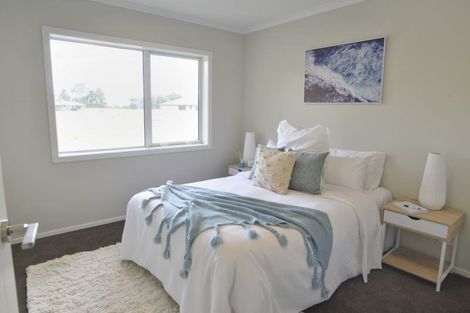 Photo of property in 60 Feist Street, Carterton, 5713