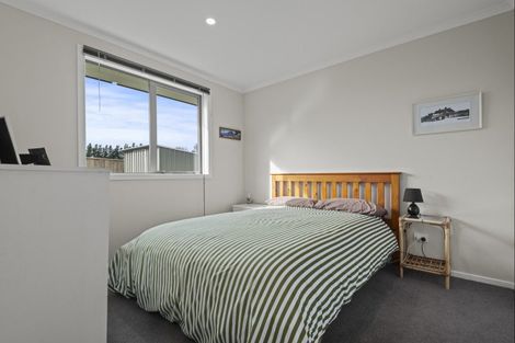 Photo of property in 35 Oldfield Lane, Marton, 4710