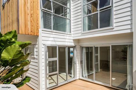 Photo of property in 16 Tapiri Street, Hataitai, Wellington, 6021