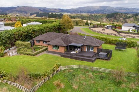 Photo of property in 4 Wake Place, Aokautere, Palmerston North, 4471