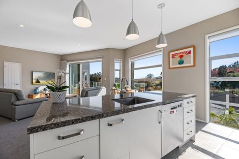 Photo of property in 53 Graham Place, Bellevue, Tauranga, 3110