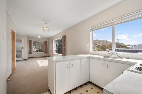 Photo of property in 8/218 Onepu Road, Lyall Bay, Wellington, 6022