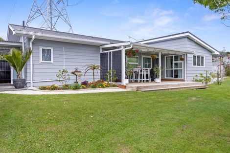Photo of property in 3 Huruhuru Road, Massey, Auckland, 0614