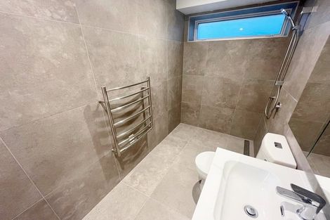 Photo of property in 37 Merriefield Avenue, Forrest Hill, Auckland, 0620