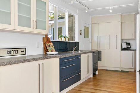 Photo of property in 2/1 Henry Hill Road, Taupo, 3330