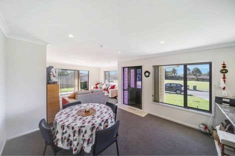 Photo of property in 32 Margarita Rise, Pukekohe, 2120