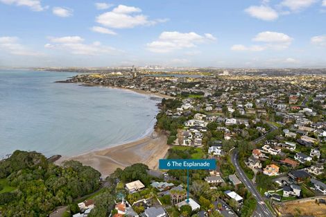 Photo of property in 6 The Esplanade, Castor Bay, Auckland, 0620