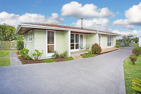 Photo of property in 13 Totara Street, Waiuku, 2123