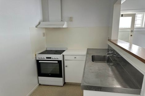 Photo of property in 92 Nairn Street, Mount Cook, Wellington, 6011