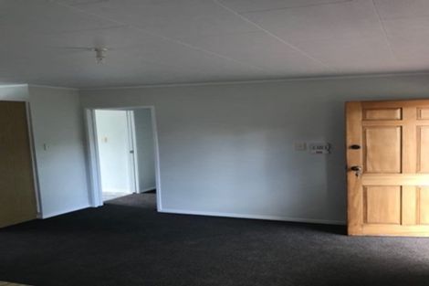 Photo of property in 1 Lowell Place, Massey, Auckland, 0614