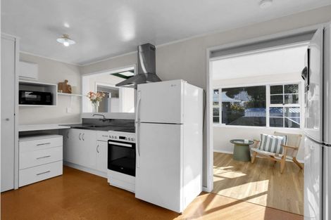 Photo of property in 42b Wallis Street, Raglan, 3225