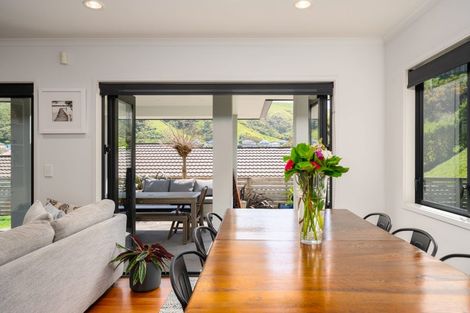 Photo of property in 6 Romaine Road, Churton Park, Wellington, 6037