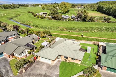 Photo of property in 30 Strachan Way, Highbury, Palmerston North, 4412