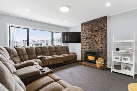 Photo of property in 52 Cambridge Terrace, Papatoetoe, Auckland, 2025