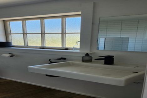 Photo of property in 11 Rimu Street, New Lynn, Auckland, 0600