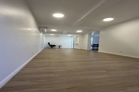 Photo of property in 7 Pinelands Avenue, Seatoun, Wellington, 6022