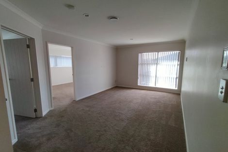 Photo of property in 69 Castlederg Drive, Flat Bush, Auckland, 2019