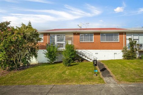 Photo of property in 2/61 Royal View Road, Te Atatu South, Auckland, 0610