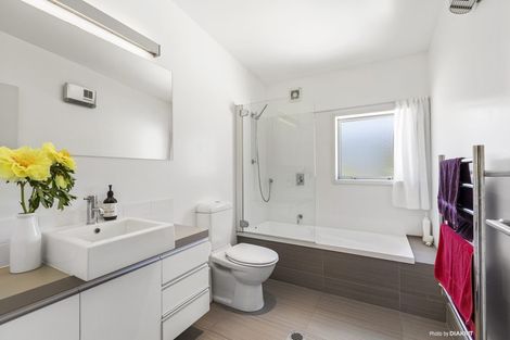 Photo of property in 63 Saddleback Grove, Karori, Wellington, 6012