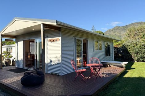 Photo of property in 384 Abel Tasman Drive, Motupipi, Takaka, 7183