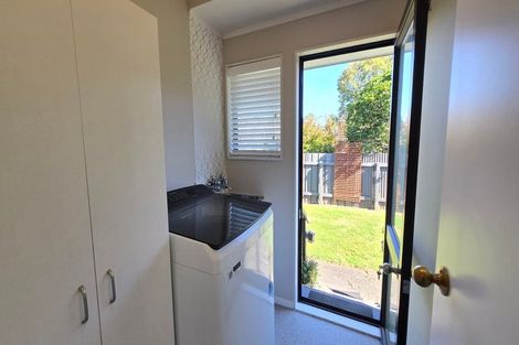 Photo of property in 68 Stokes Valley Road, Stokes Valley, Lower Hutt, 5019