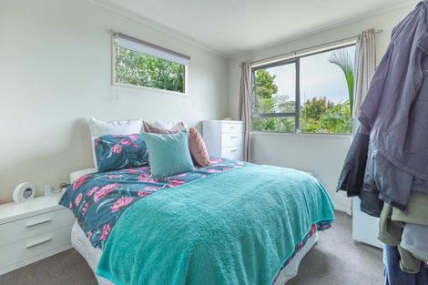 Photo of property in 33 Keegan Drive, Massey, Auckland, 0614