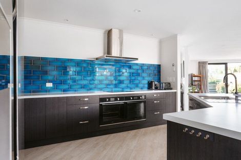 Photo of property in 1 Anglers Way, Omokoroa, 3114