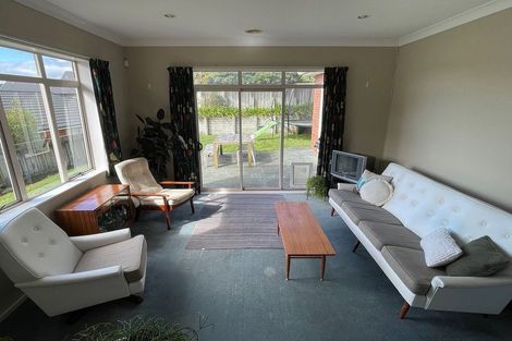 Photo of property in 35 Erlestoke Crescent, Churton Park, Wellington, 6037