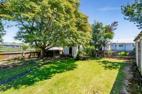 Photo of property in 43 Victoria Street, Hawera, 4610