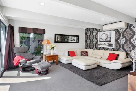 Photo of property in 14 Taylors Avenue, Bryndwr, Christchurch, 8052