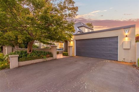 Photo of property in 17 Snowdon Road, Fendalton, Christchurch, 8052