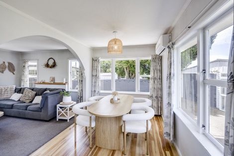 Photo of property in 38 James Foley Avenue, Pirimai, Napier, 4112