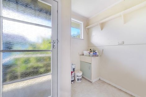 Photo of property in 28 Glenbervie Crescent, Massey, Auckland, 0614