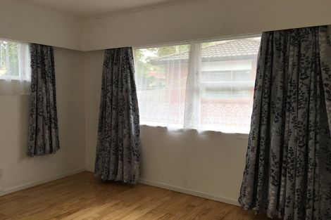 Photo of property in 22 Lynden Avenue, Hillcrest, Auckland, 0627