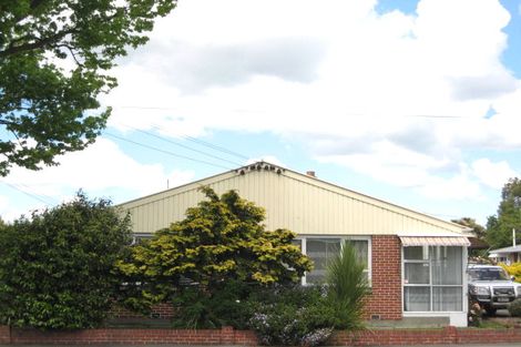 Photo of property in 3/42 North Avon Road, Richmond, Christchurch, 8013