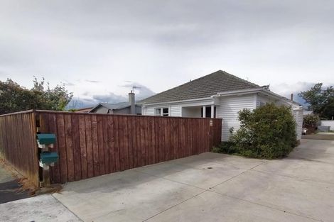 Photo of property in 12 Kauri Street, Roslyn, Palmerston North, 4414