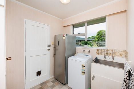 Photo of property in 4 Cramer Place, Awapuni, Palmerston North, 4412