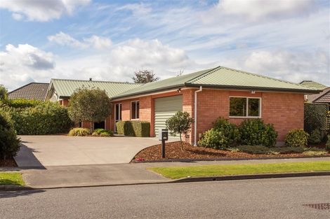 Photo of property in 11 Pentland Drive, Belfast, Christchurch, 8051