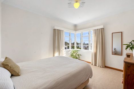 Photo of property in 197 Tukapa Street, Westown, New Plymouth, 4310