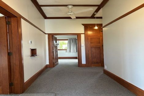 Photo of property in 10 Cambridge Terrace, Masterton, 5810