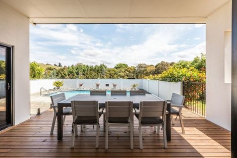 Photo of property in 32 Quarry Ridge, Poraiti, Napier, 4182