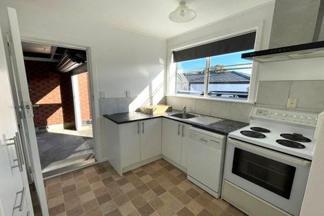 Photo of property in 2/154 Carrington Street, Lower Vogeltown, New Plymouth, 4310