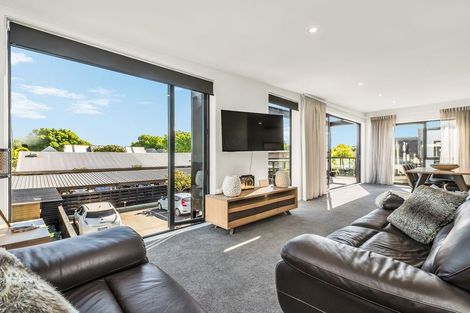 Photo of property in 4/275 Kilmore Street, Christchurch Central, Christchurch, 8011