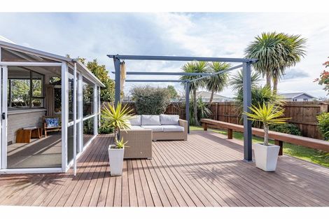 Photo of property in 2 Lomond Place, Woolston, Christchurch, 8062