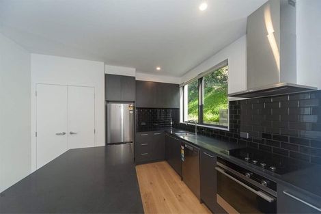 Photo of property in 13/52 High Street, Island Bay, Wellington, 6023