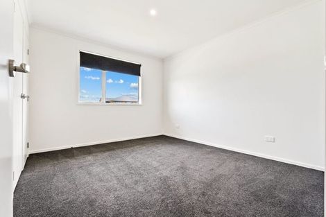 Photo of property in 12 Saint Michaels Crescent, Kelburn, Wellington, 6012